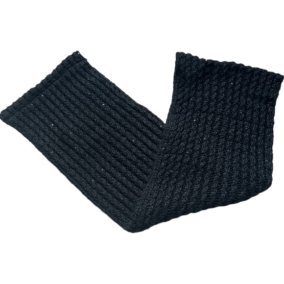 GUESS BLACK KNIT INFINITY SCARF WITH SEQUIN EMBELLISHMENTS - Picture 1 of 5